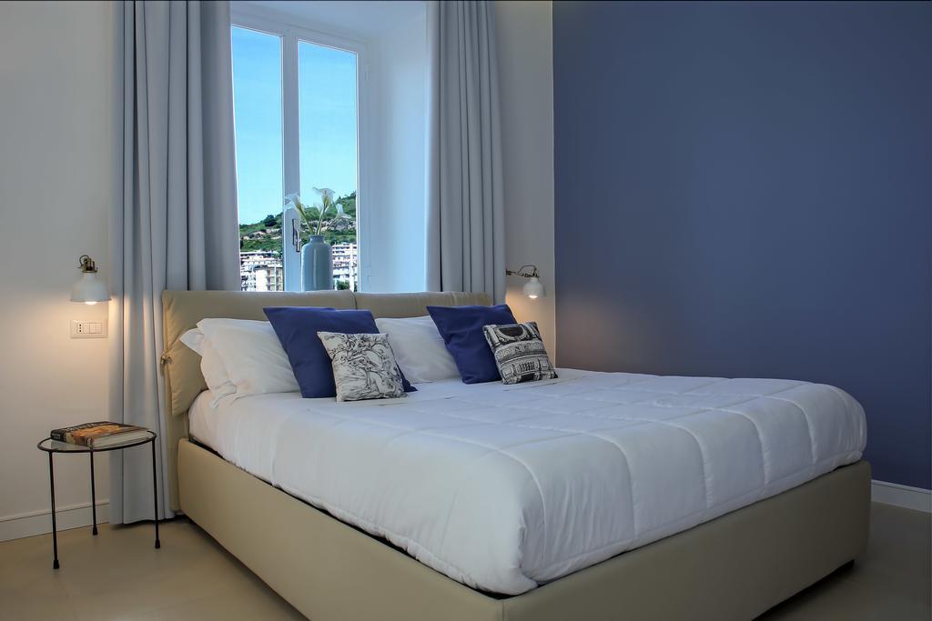 Starhost - Petit B&B Salerno Exterior photo